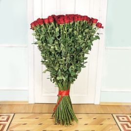 Букет 101 красная роза высотой 170см