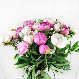 Букет 25 пионов (фуксия микс)