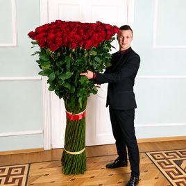 Букет 201 красная роза высотой 190 см (Эквадор)
