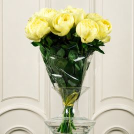 Букет 9 желтых пионов (Lemon Chiffon)