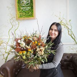 Букет сухоцветов с лунарией, диким шафраном и вербой