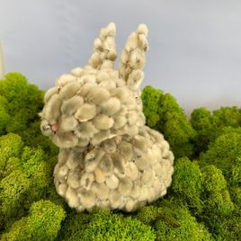 Игрушка из вербы кролик 16×16