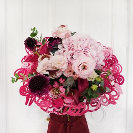 Букет калл с гортензией и скабиозой