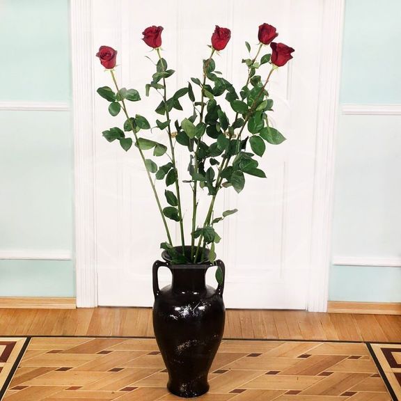 Букет 5 красных роз высотой 150см