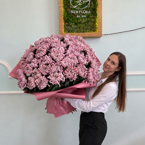 Букет 39 хризантем «Vienna Pink»
