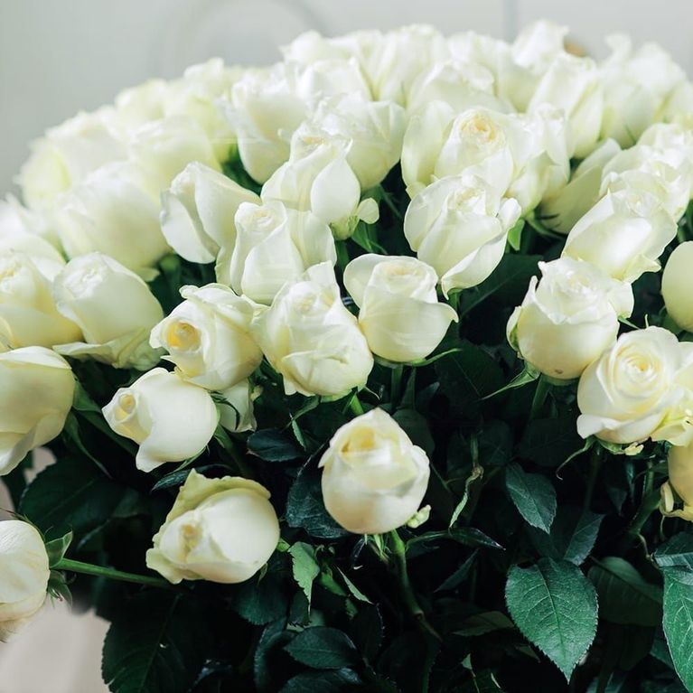 Букет 101 белая роза 60-70см (Голландия)