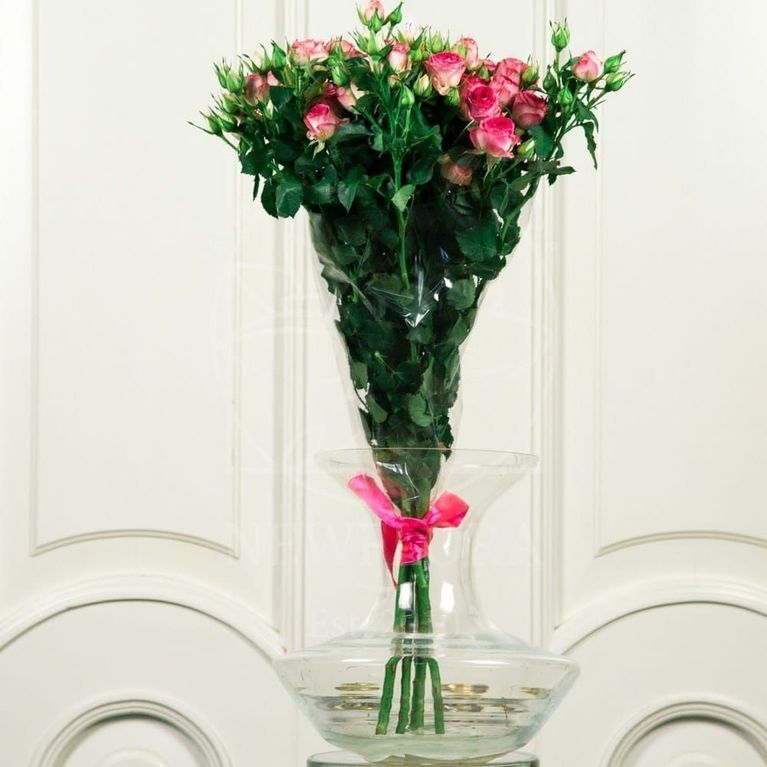 Букет 5 розовых кустовых роз (Premium)