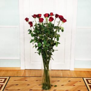 Букет 15 красных роз высотой 160см