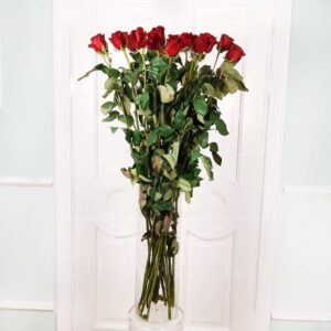 Букет 19 красных роз высотой 120см