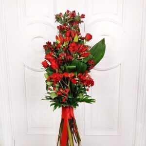 Авторский букет с амариллисами, розами и зеленью (заказчик Роснефть)